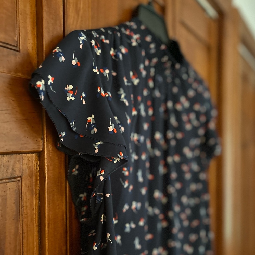 Nordstrom’s Halogen navy blouse w/ flower detail; lovely & feminine, worn rarely